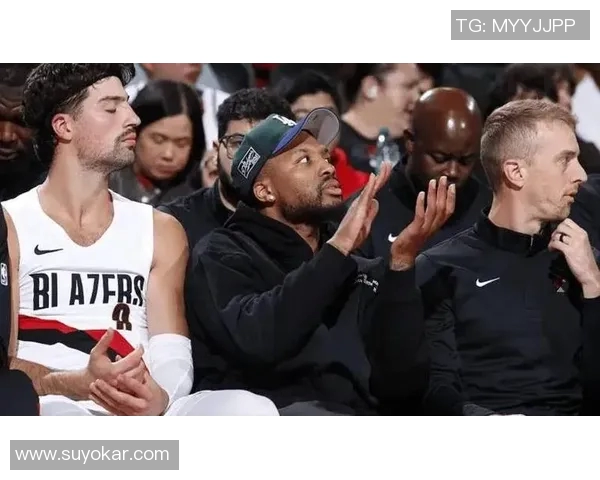 勇士与开拓者激战四月十七日NBA季后赛精彩回顾与分析 勇士与开拓者激战四月十七日NBA季后赛精彩回顾与分析